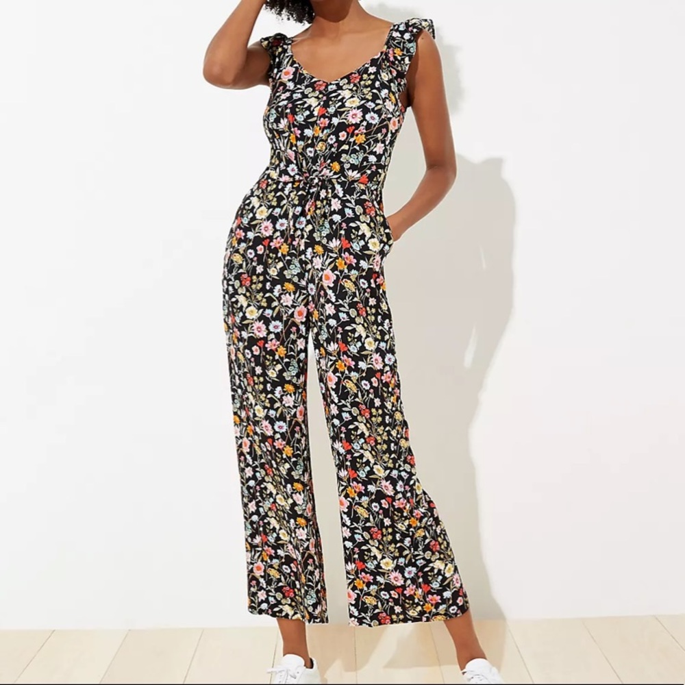 Loft Lily ruffle tie front jumpsuit floral size 4